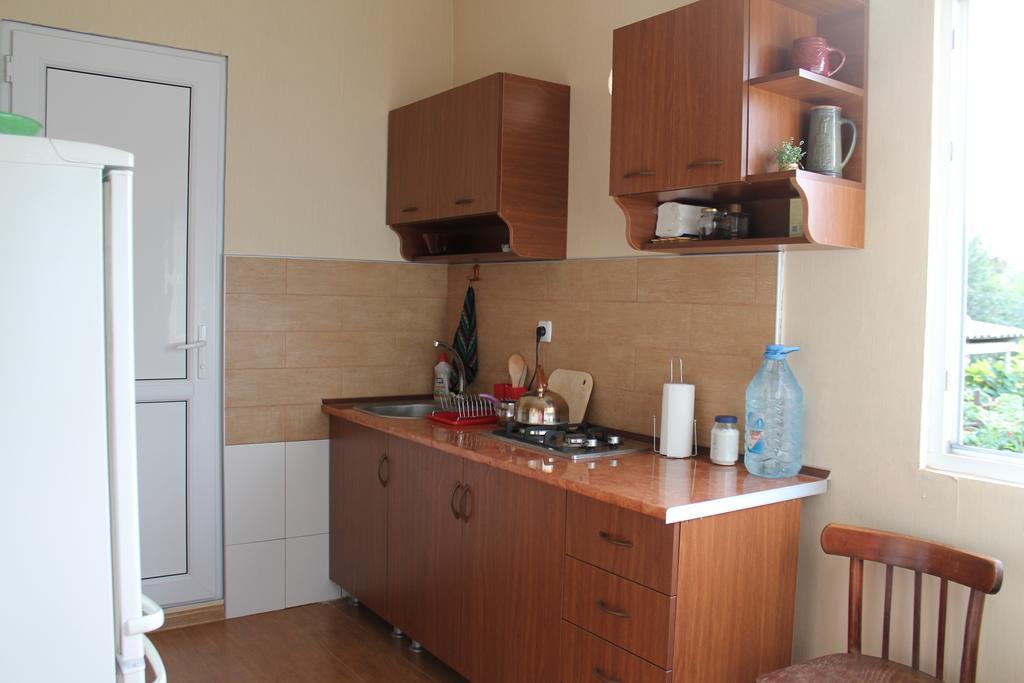 TLT Guest House Telavi Extérieur photo